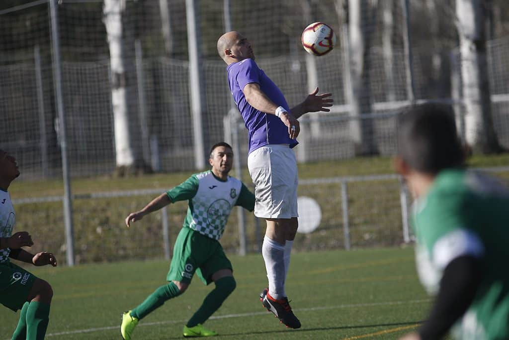 futbol modesto espectadores