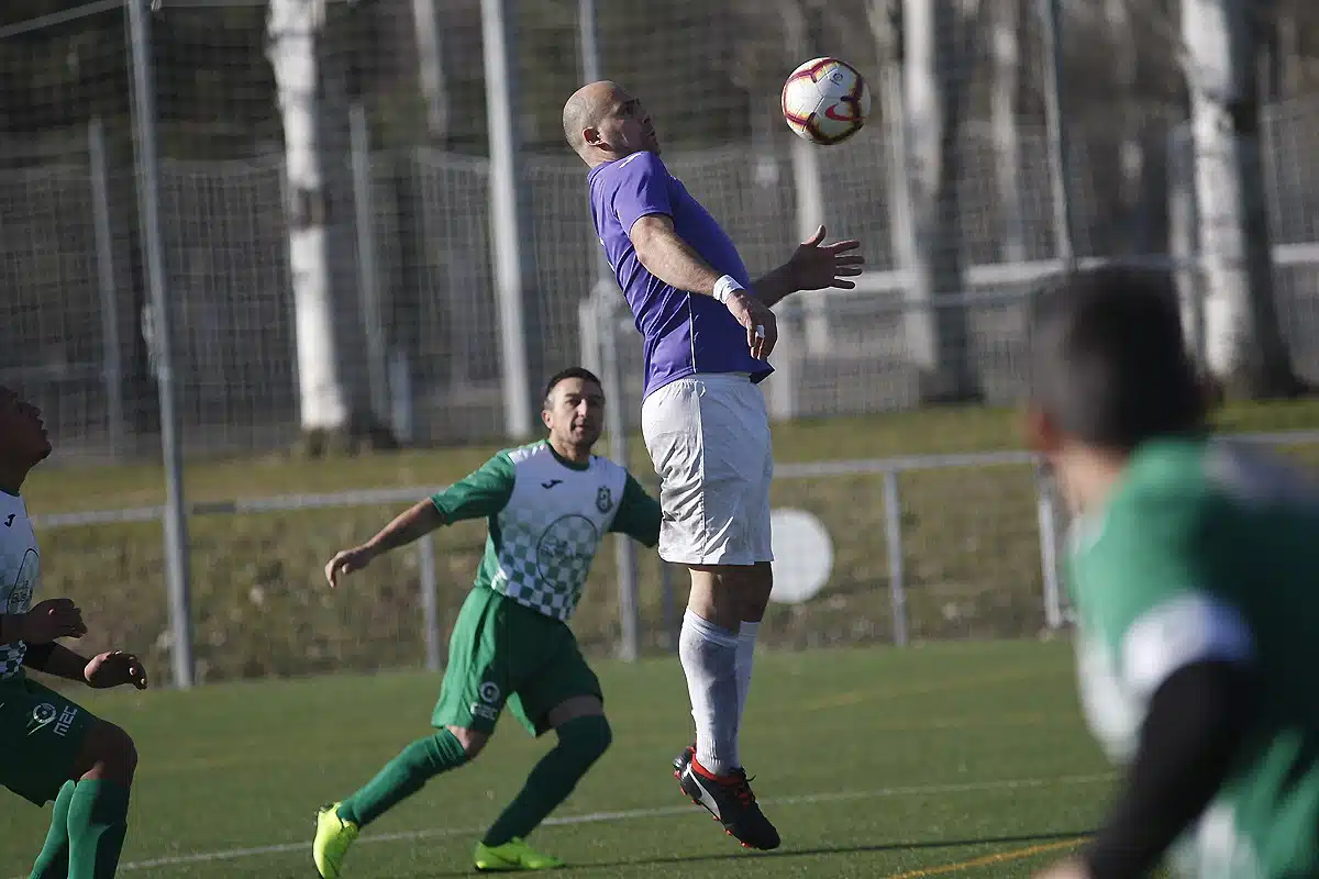 futbol modesto espectadores
