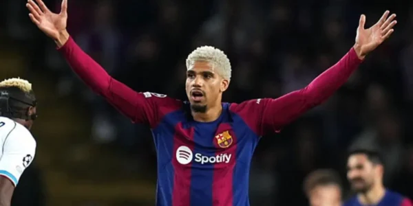 FC Barcelona Araujo venta