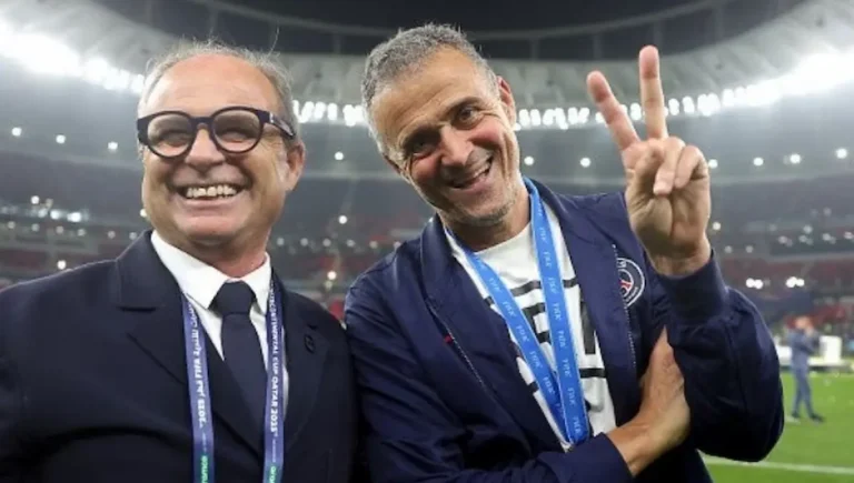 Luis Campos, director deportivo del PSG, en un acto oficial del club parisino