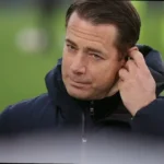 Daniel Svensson, lateral izquierdo del Borussia Dortmund, celebrando un gol en el Signal Iduna Park durante la temporada 2025/2026.