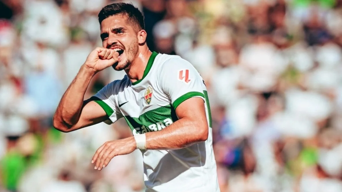 Imagen destacada sobre André Silva celebra un gol anotado con el Elche André Silva puede convertirse en una de las grandes