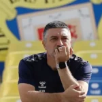 Imagen destacada sobre García Pimienta vería con buenos ojos entrenar al Elche CF Al conjunto franjiverde le parece una bue