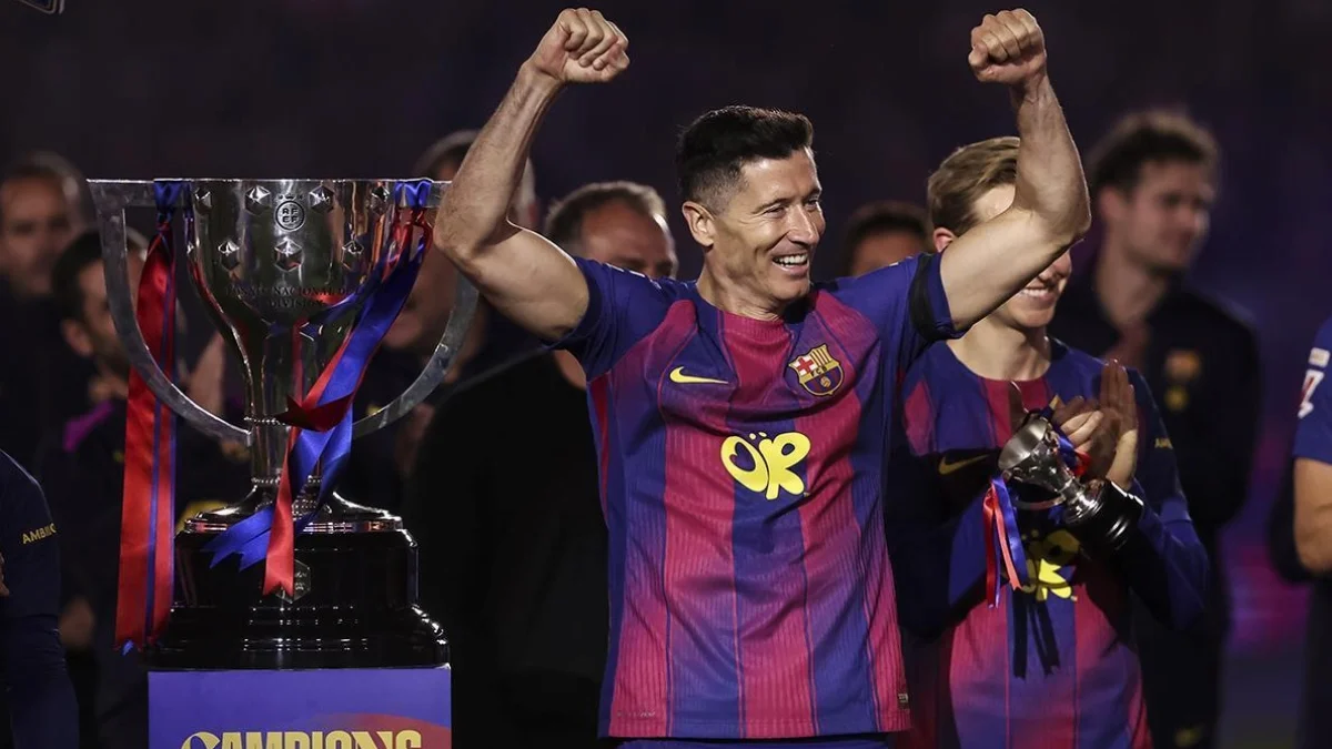 Imagen destacada sobre OFICIAL: Robert Lewandowski dice adiós al FC Barcelona