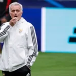 Imagen destacada sobre Mourinho gana fuerza, pero el Real Madrid estudia dos alternativas