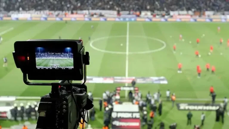 Imagen destacada sobre https://www.marca.com/futbol/real-madrid/2026/05/06/real-madrid-tambien-impugna-acuerdos-audiovisual