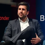 Imagen destacada sobre Santander y BBVA deniegan el aval a Riquelme para presentarse a las elecciones del Real Madrid contr