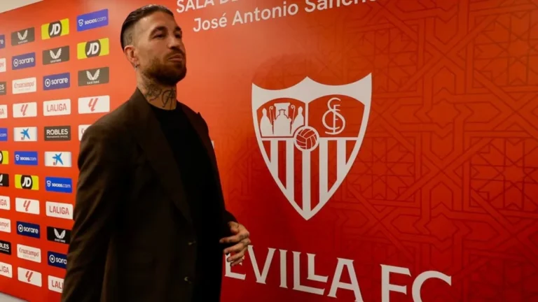 Imagen destacada sobre Sergio Ramos junto al escudo del Sevilla Apuesta a este partido aquí La Liga 1 X 2 Elche Getafe 17/0