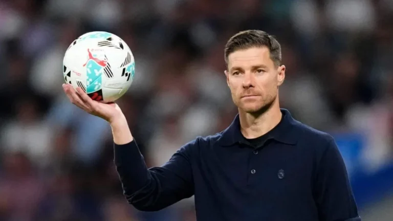 Imagen destacada sobre Xabi Alonso exige tres fichajes al Chelsea