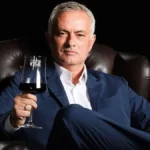 José Mourinho en la banda del Benfica durante un partido de la Primeira Liga