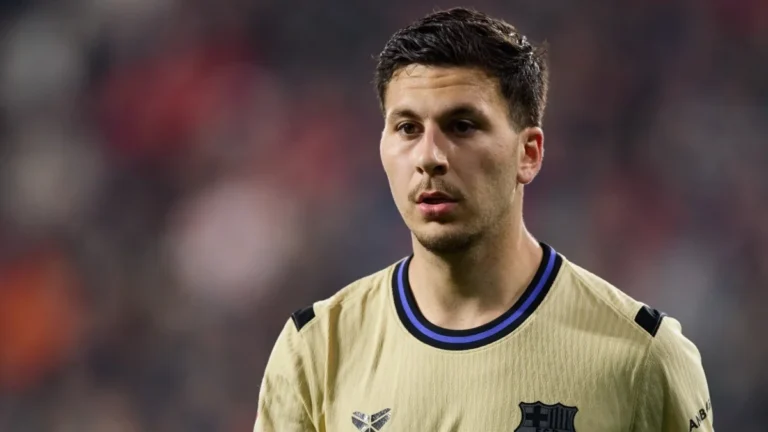 Roony Bardghji con la camiseta del FC Barcelona durante un partido de LaLiga