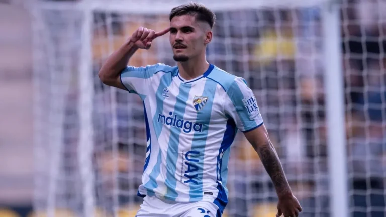 Imagen destacada sobre Chupe celebra un gol anotado con el Málaga Chupe se ha convertido en una de las grandes sensaciones