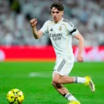 Thiago Pitarch, centrocampista del Real Madrid Juvenil, durante un entrenamiento en Valdebebas
