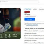 Balón de LaLiga sobre el césped en la página del paquete Fútbol Total de Movistar