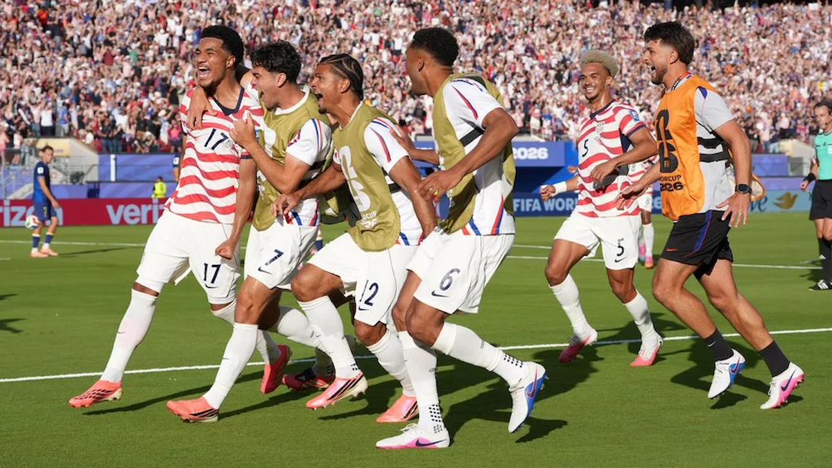Futbolistas de la selección de Estados Unidos celebran un gol durante el Mundial 2026