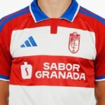 Camiseta local del Granada CF 2026/27 con el patrocinador Sabor Granada en el pecho